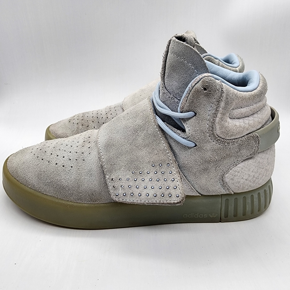 Light blue Adidas Tubular Invader - WASHED - Size 5 Boy's/Men's 7 Women's